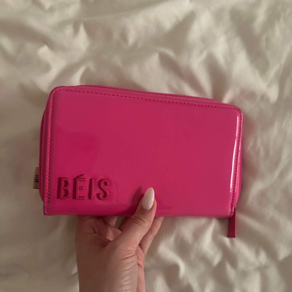 BEÍS X Barbie Travel Wallet